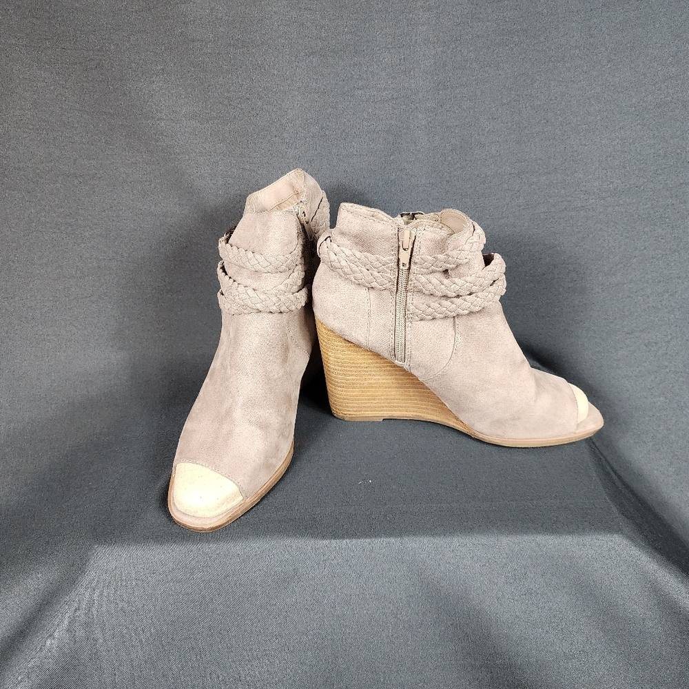 Madden Girl Wedges Opened Toe